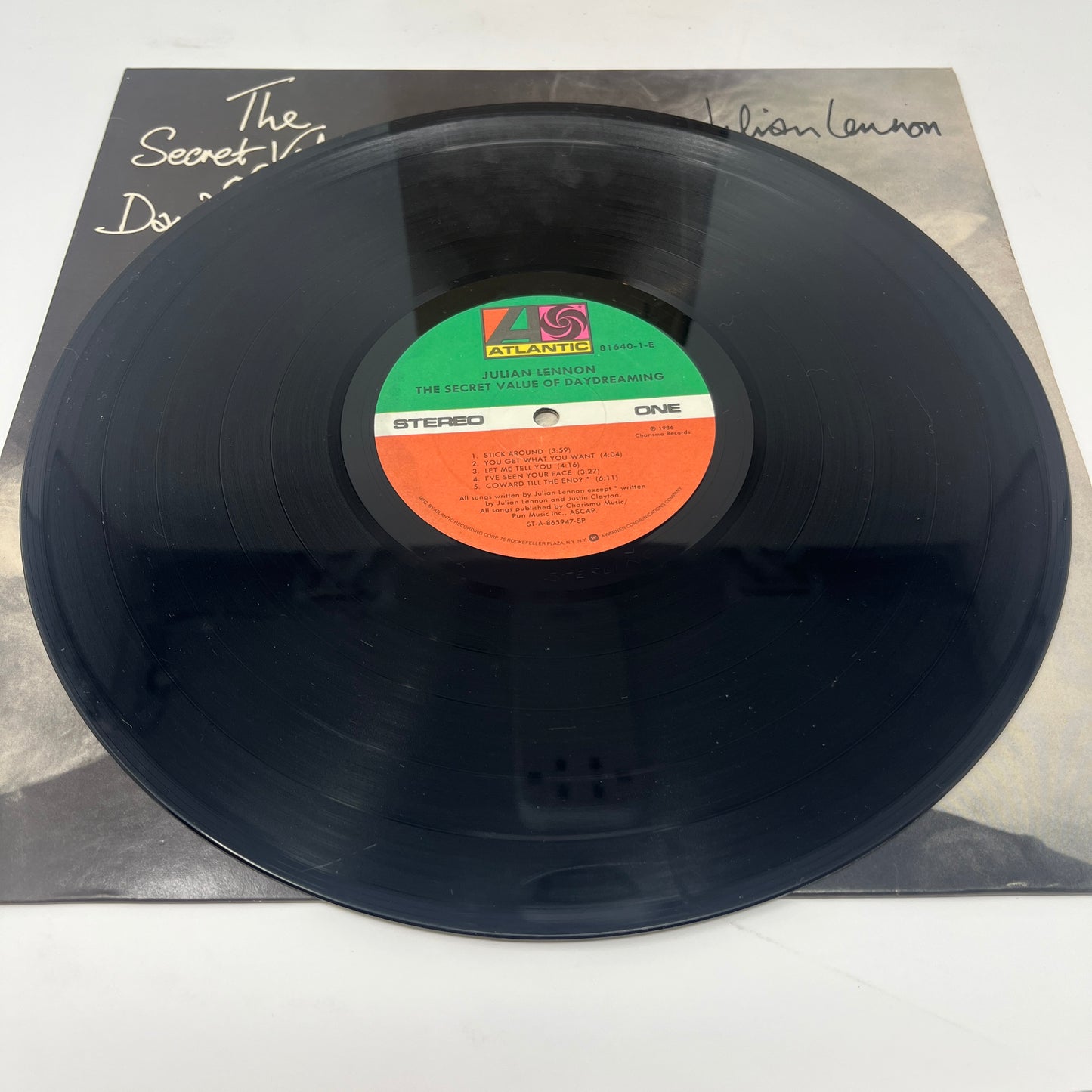 Julian Lennon : The Secret Value Of Daydreaming (LP,Album)