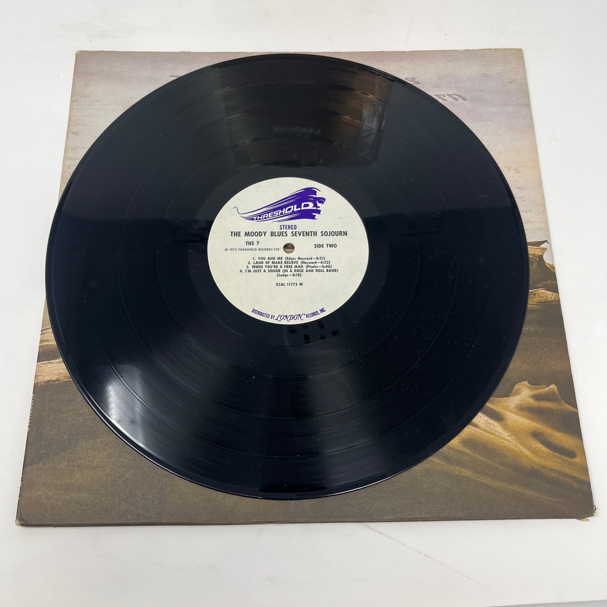 The Moody Blues : Seventh Sojourn (LP,Album,Stereo)