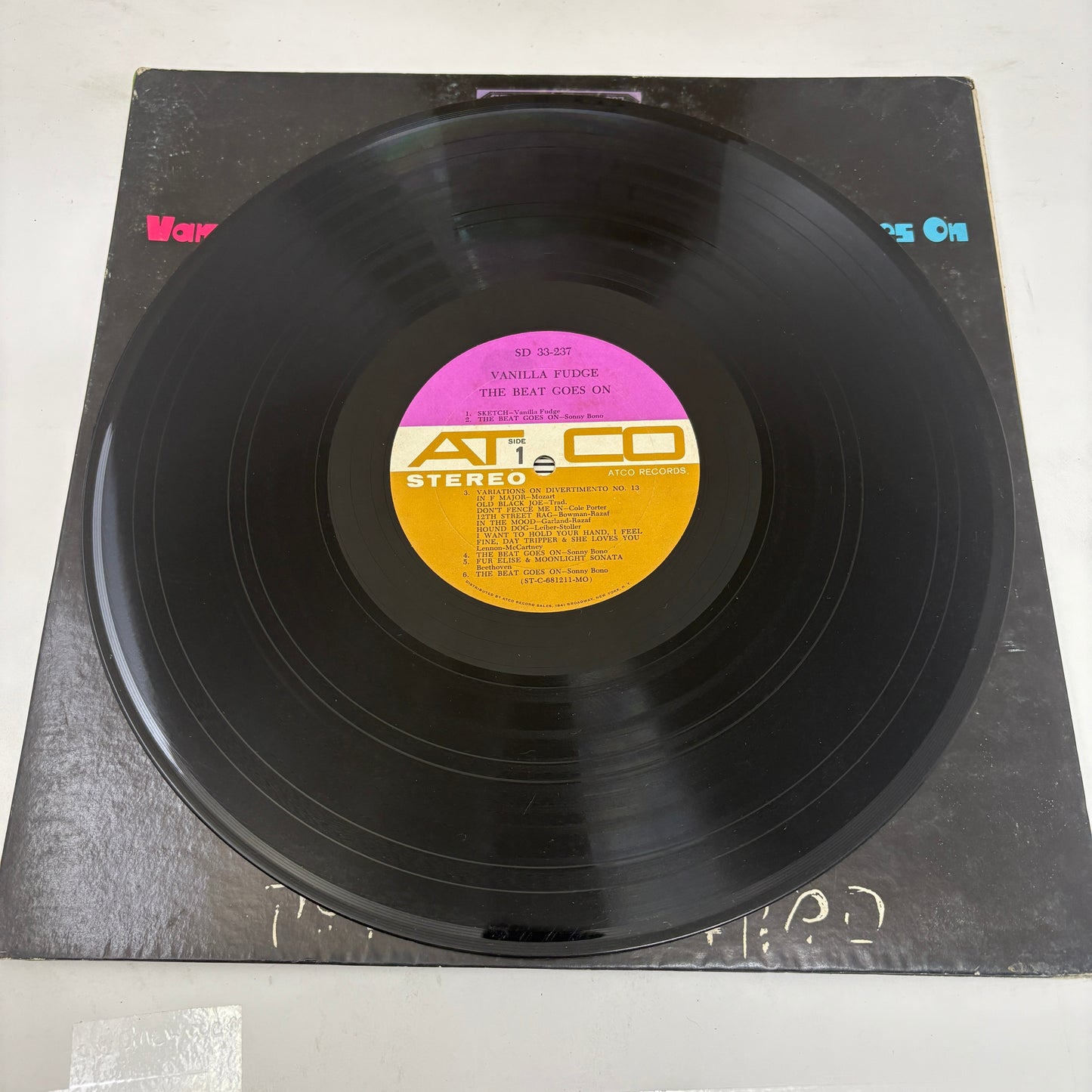 Vanilla Fudge : The Beat Goes On (LP,Album,Stereo)