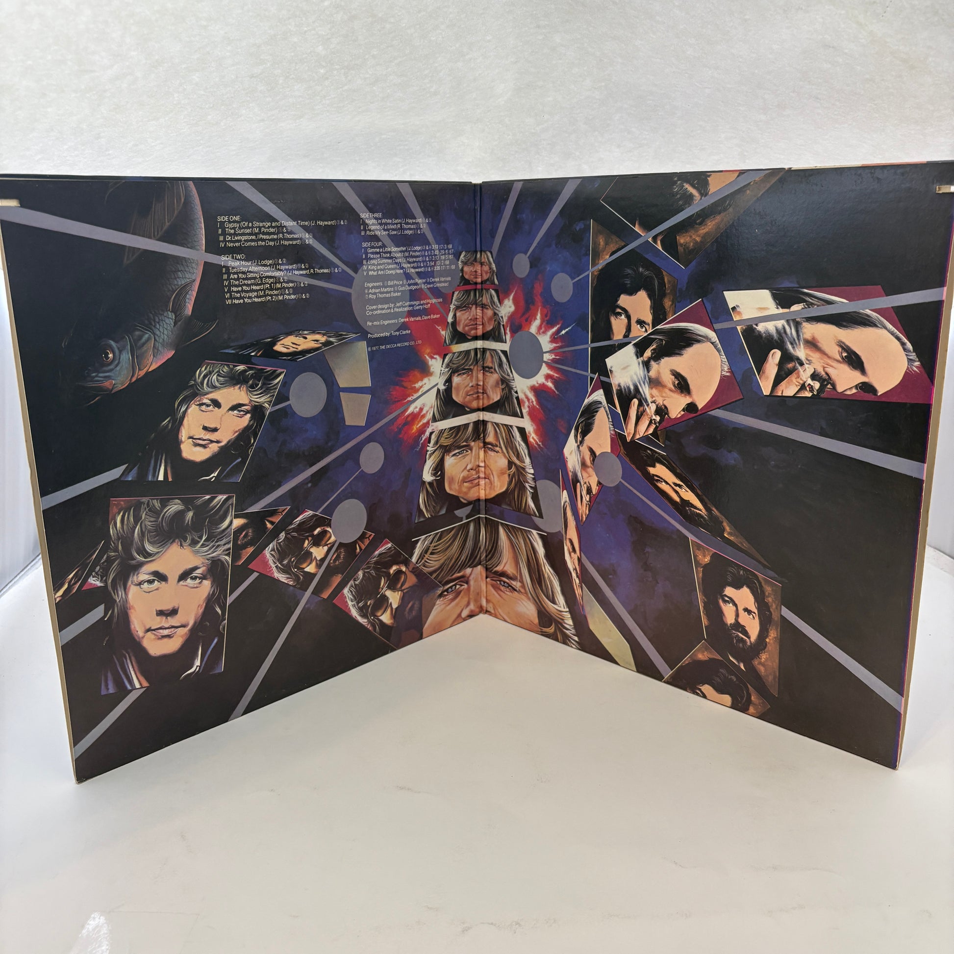 The Moody Blues : Caught Live +5 (LP,Album)