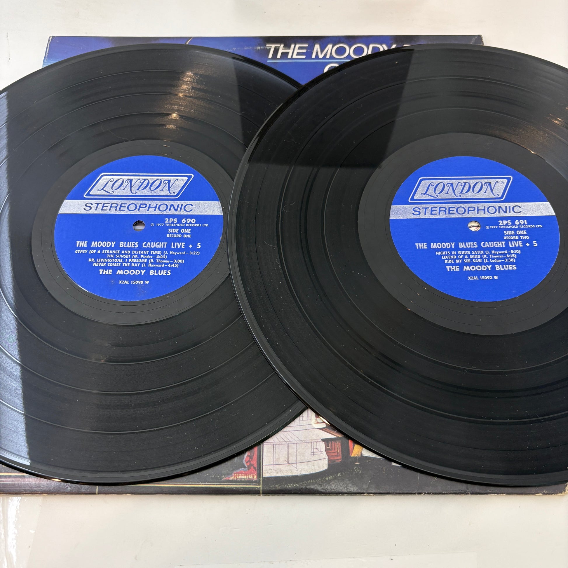 The Moody Blues : Caught Live +5 (LP,Album)