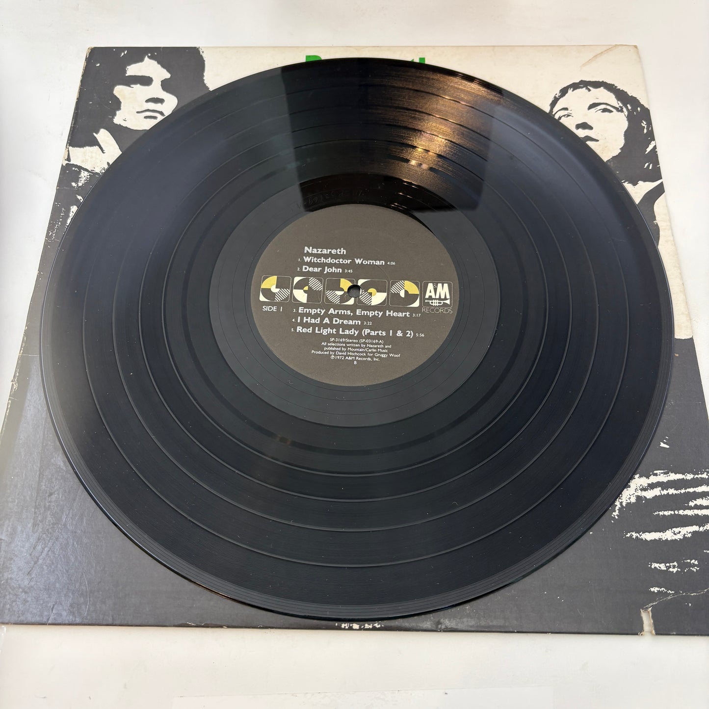 Nazareth (2) : Nazareth (Album,LP,Reissue)