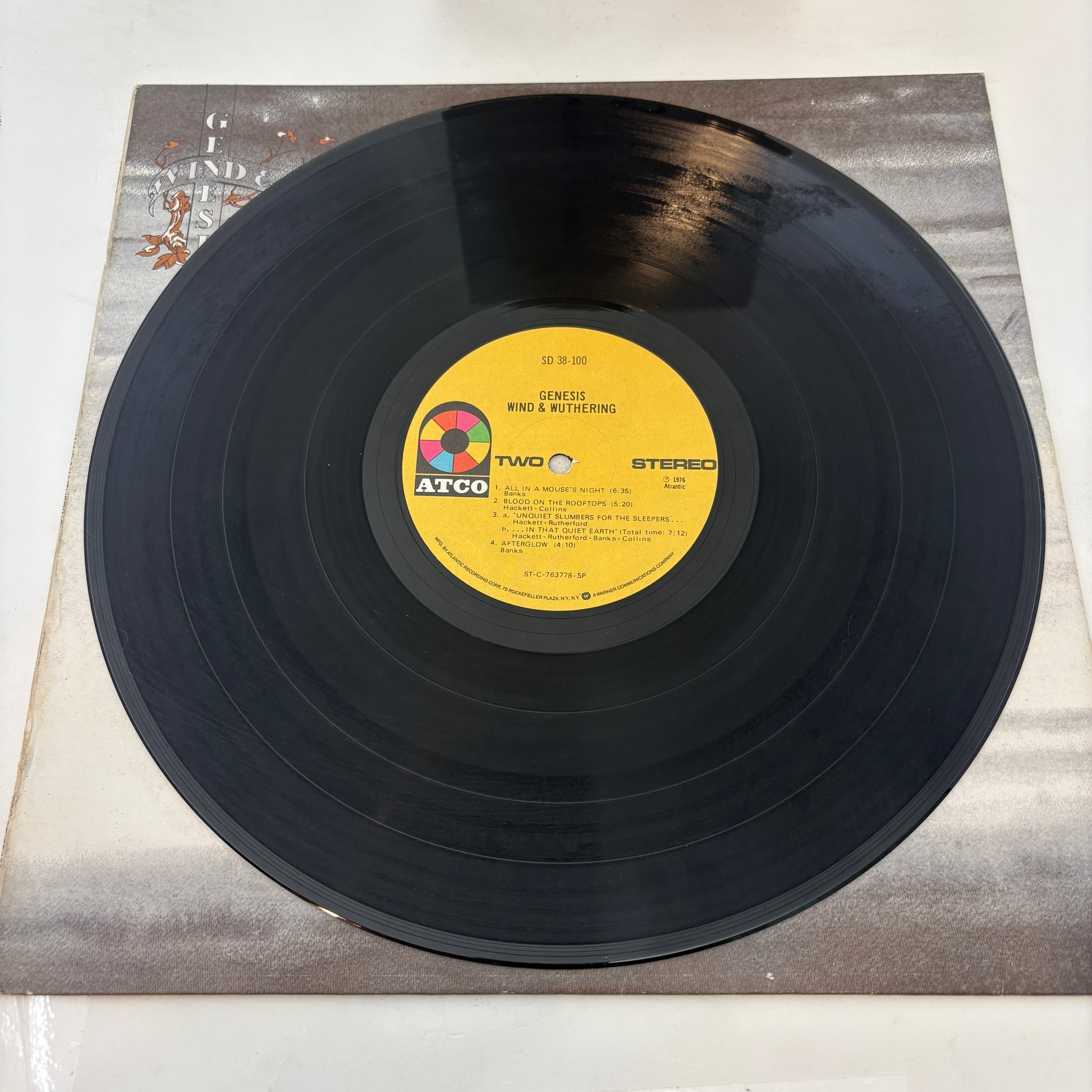 Genesis : Wind & Wuthering (LP,Album,Stereo)