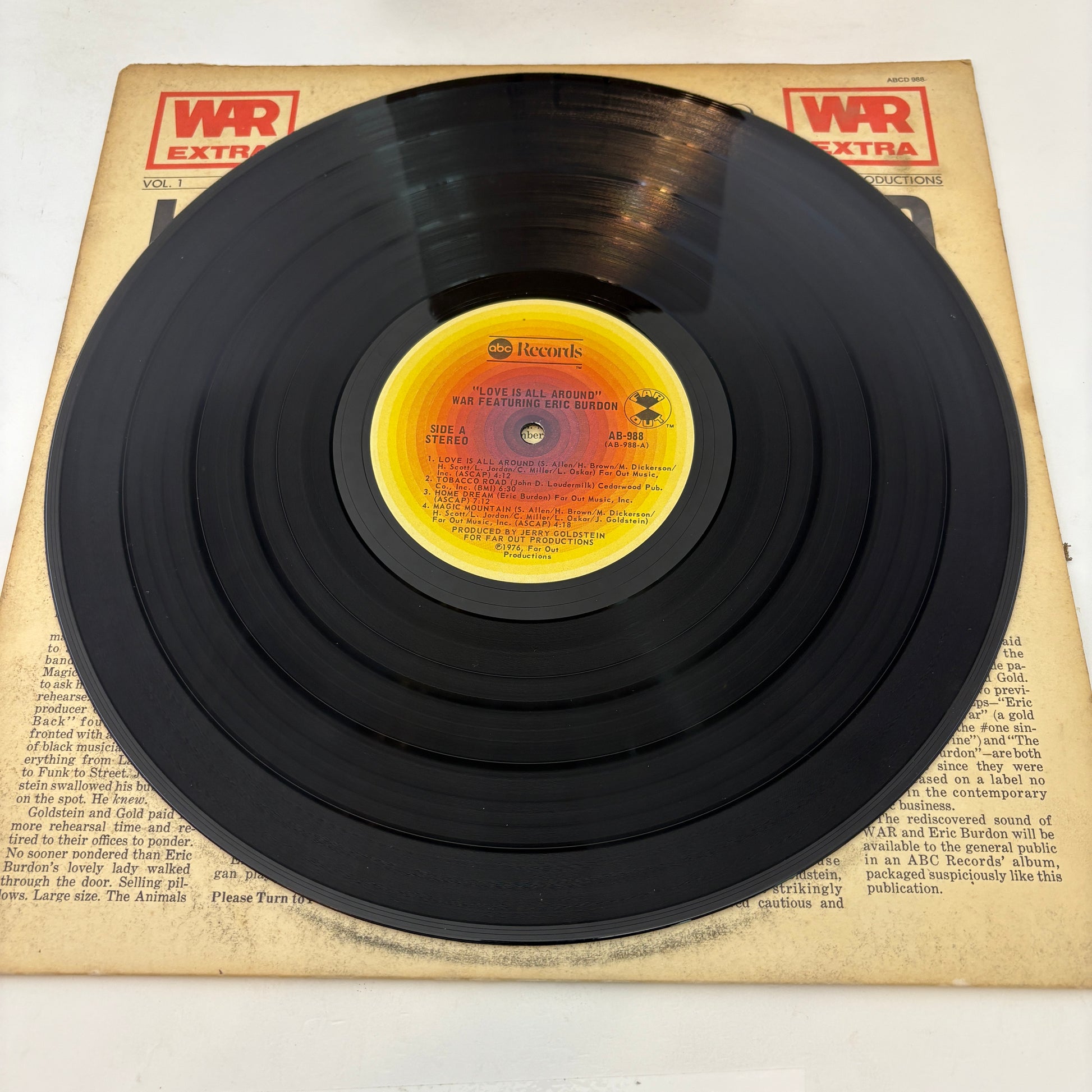 Eric Burdon & War : Love Is All Around (LP,Album,Stereo)