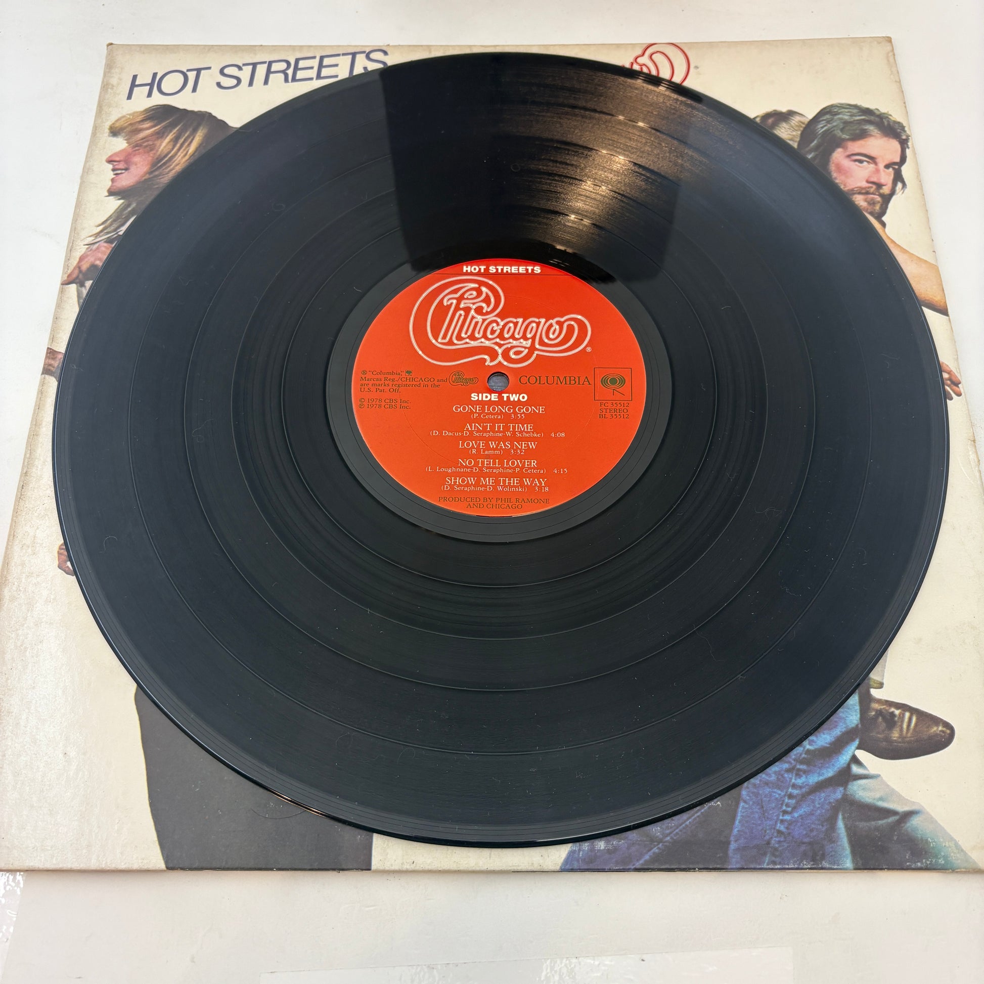 Chicago (2) : Hot Streets (LP,Album,Stereo)