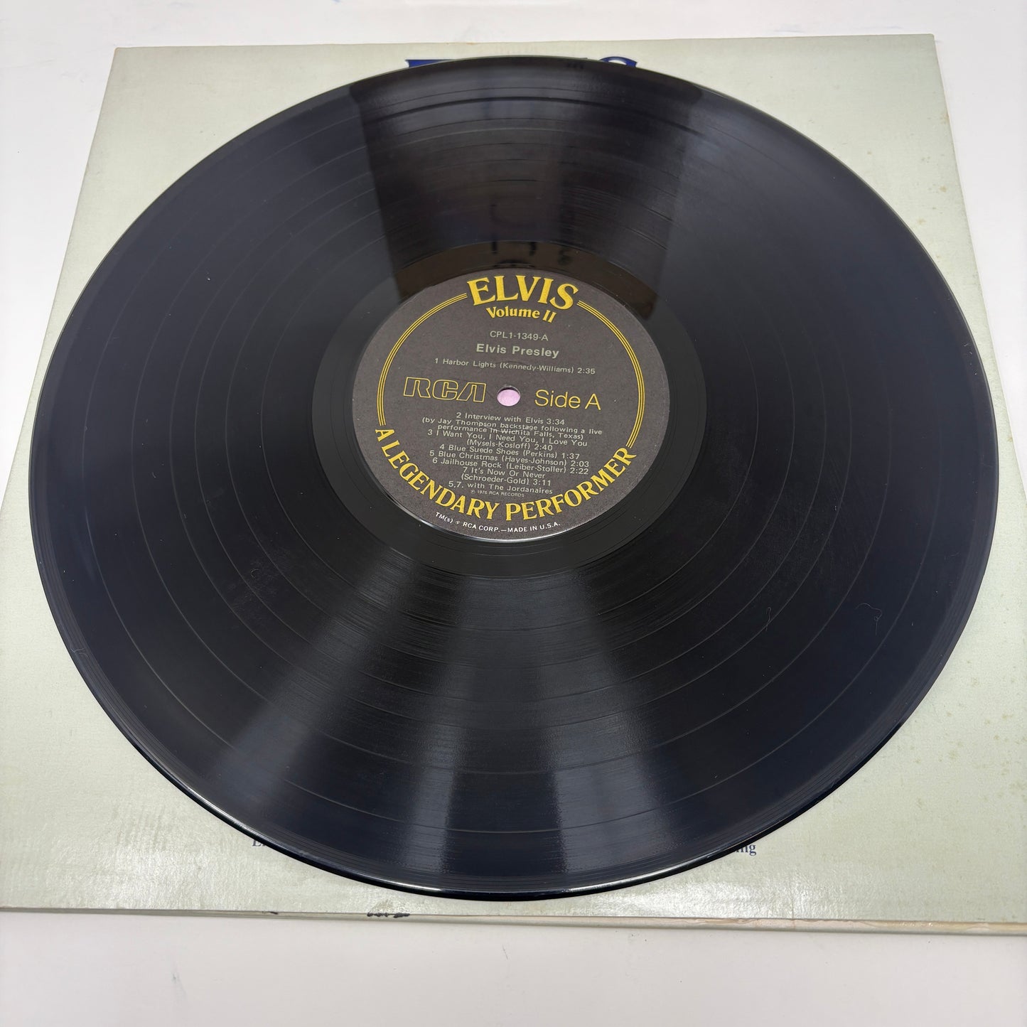 Elvis Presley : A Legendary Performer - Volume 2 (LP,Compilation)