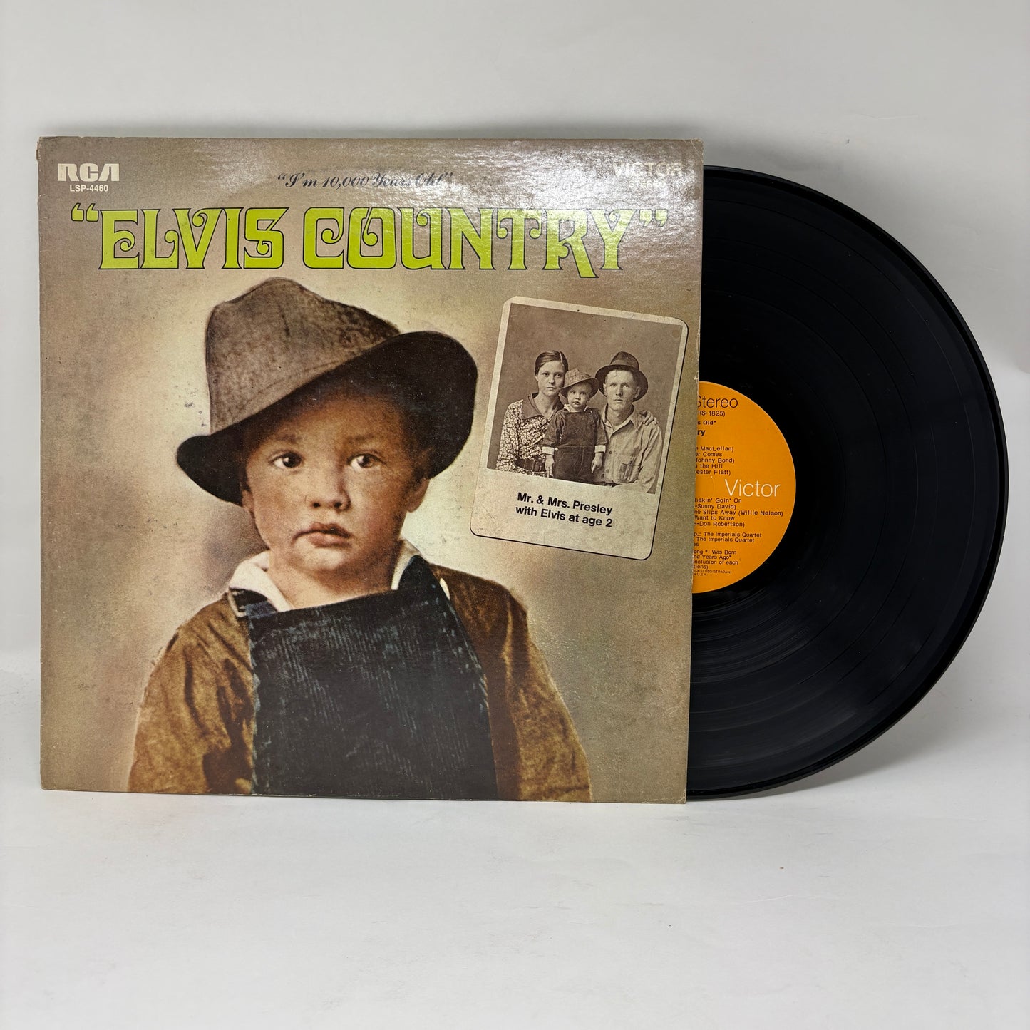 Elvis Presley : Elvis Country (I'm 10,000 Years Old) (LP,Album,Stereo)