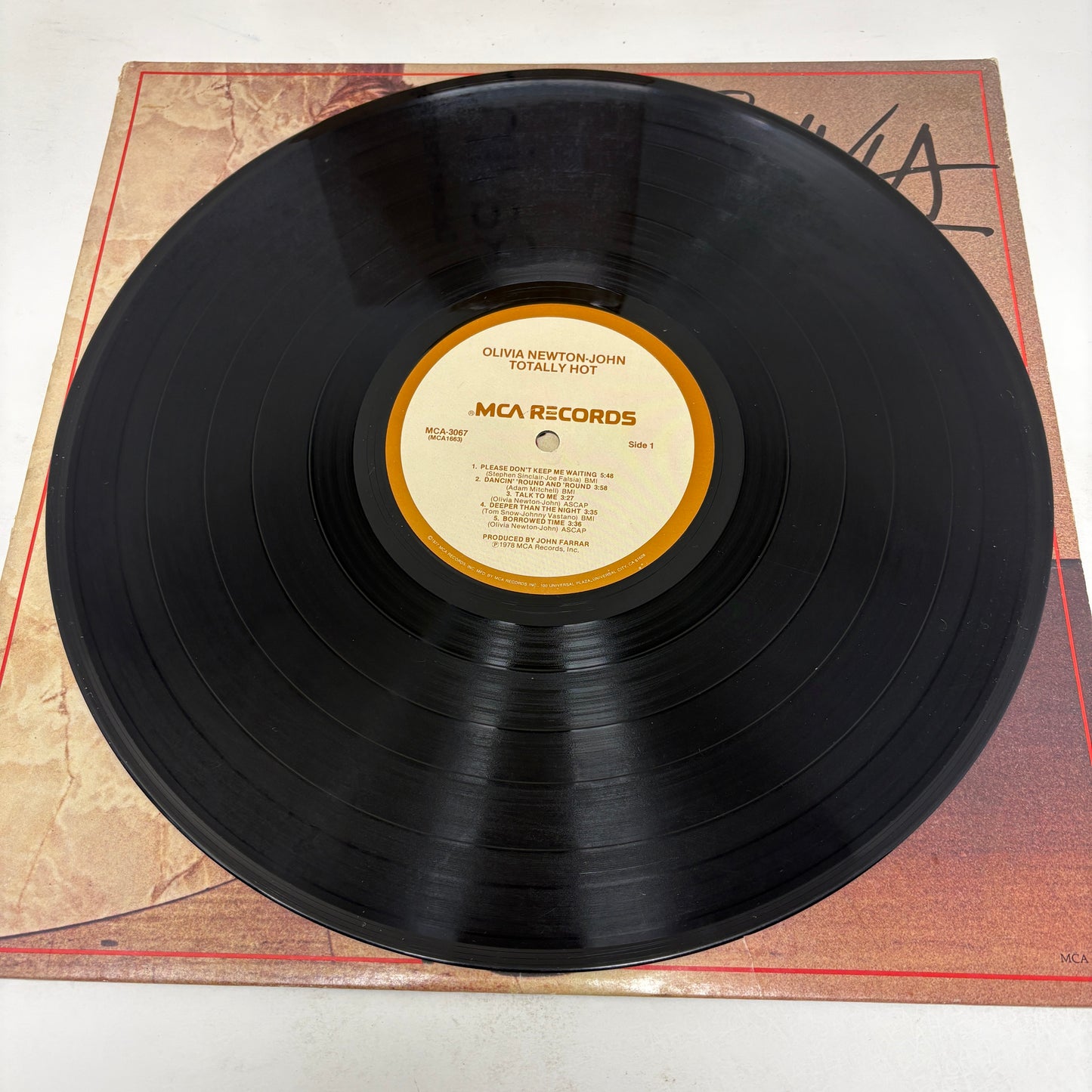 Olivia Newton-John : Totally Hot (LP,Album)