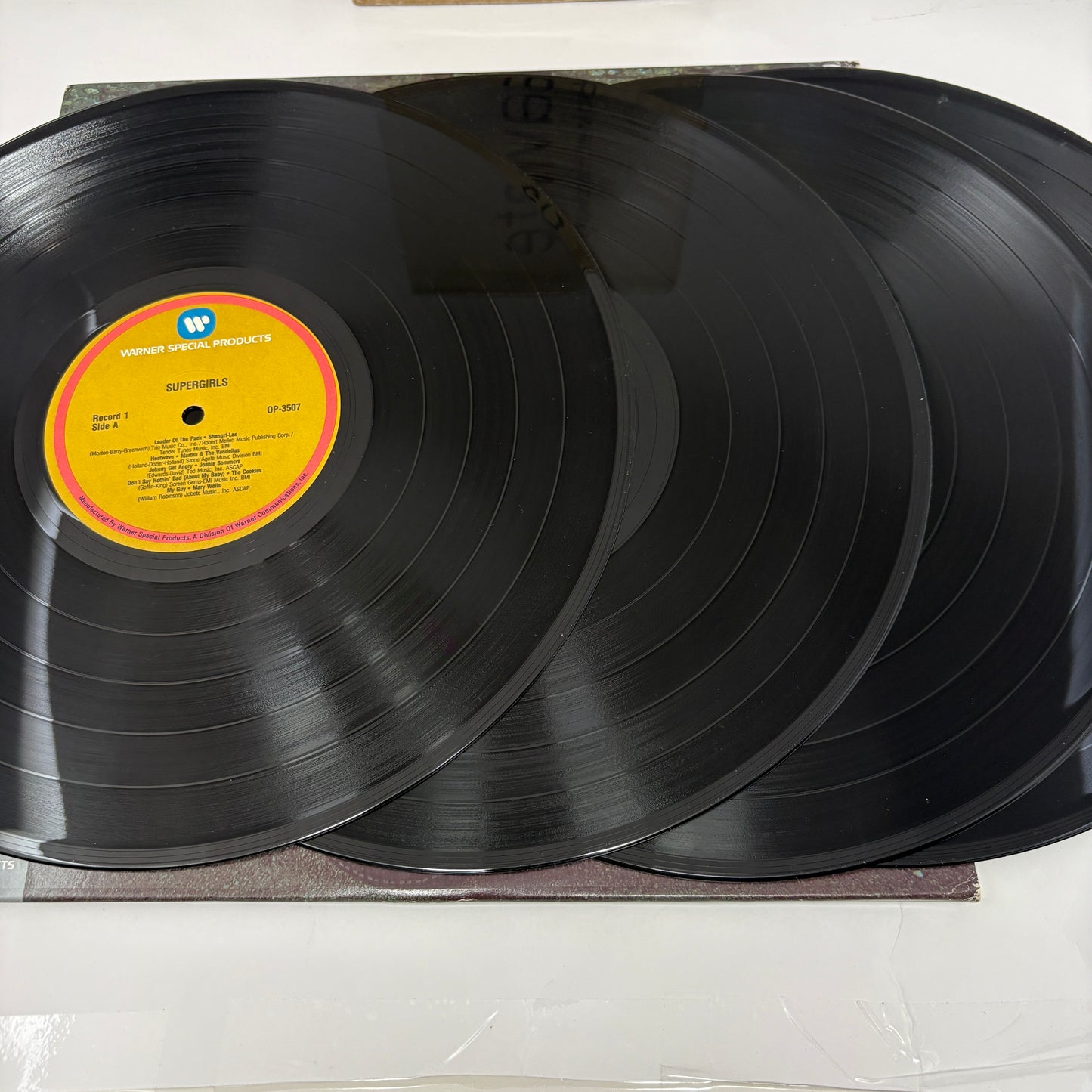 Various : Super Girls (LP,Compilation,Reissue)