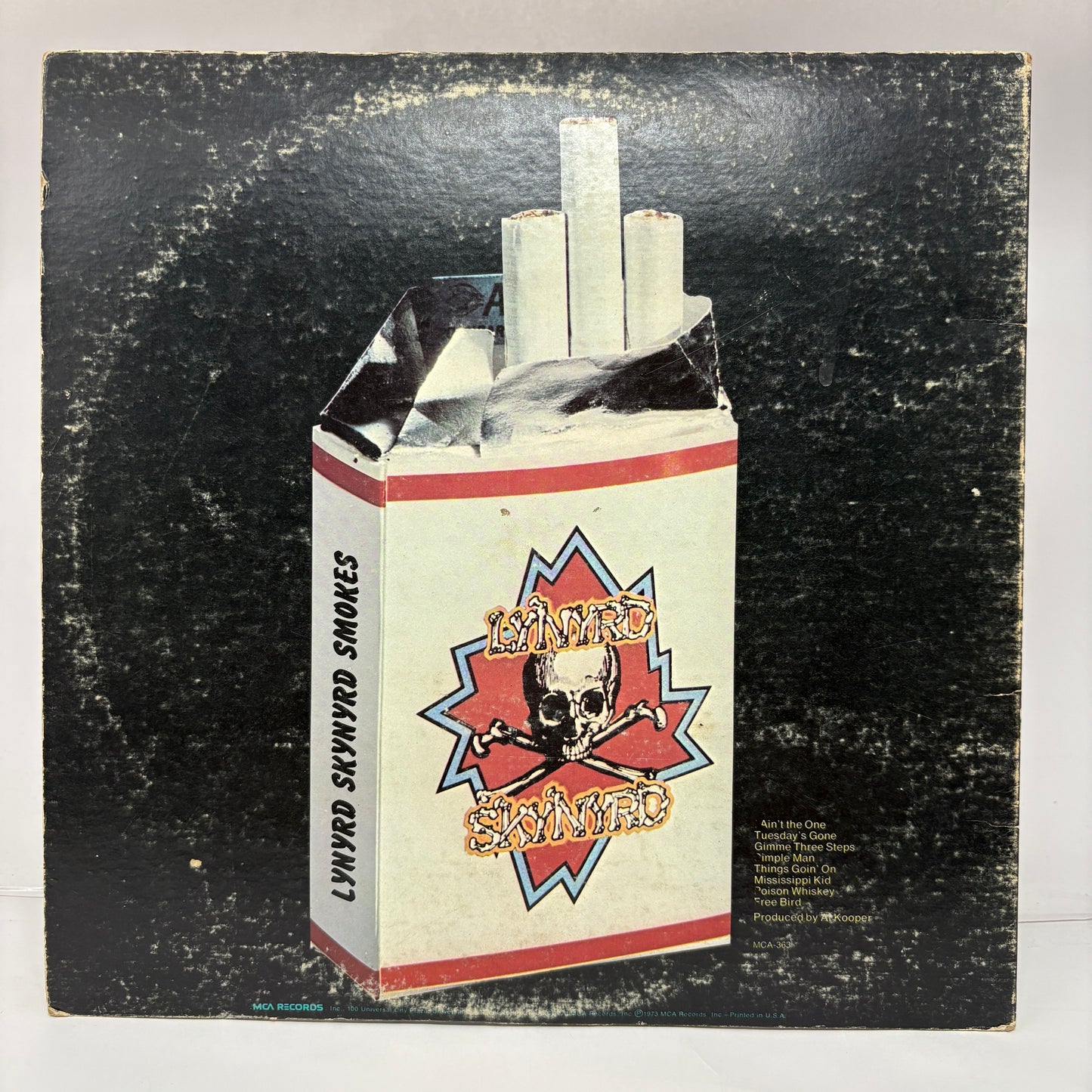 Lynyrd Skynyrd : (Pronounced 'Lĕh-'nérd 'Skin-'nérd) (LP,Album)