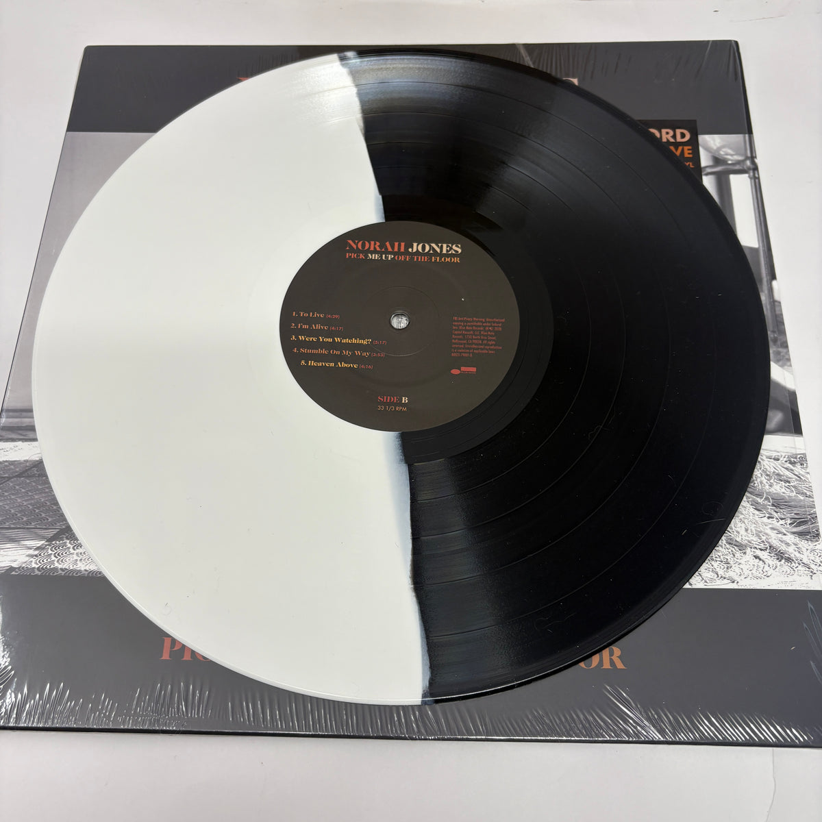 Norah Jones : Pick Me Up Off The Floor (LP,Album,Limited Edition)